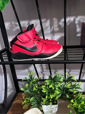 Nike Kids' Red and Black High-Top Sneakers